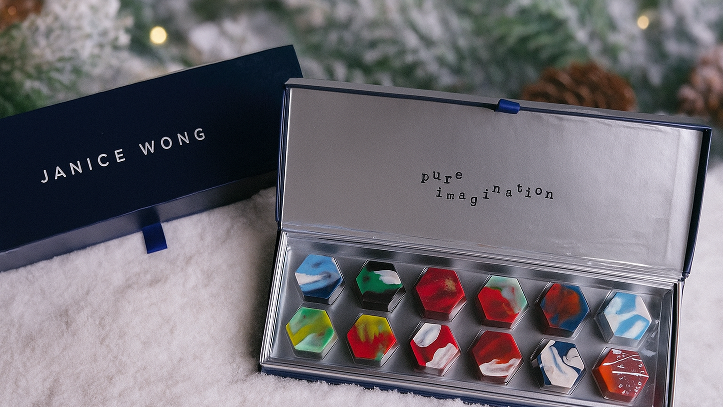 Box of 12 Christmas Edition